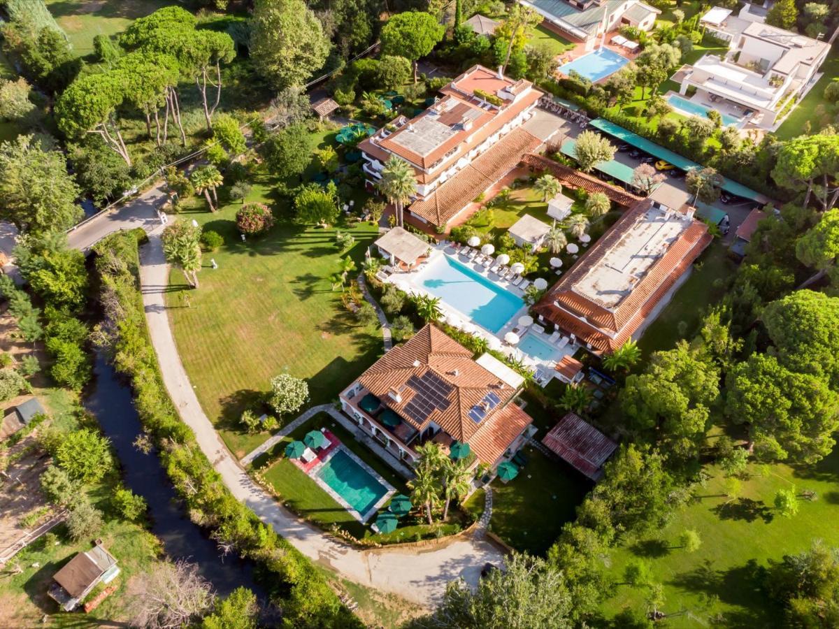 California Park Hotel フォルテ・デイ・マルミ エクステリア 写真