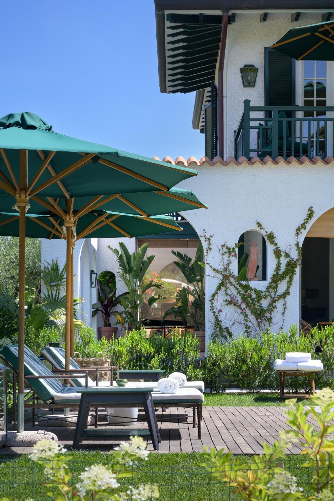 California Park Hotel フォルテ・デイ・マルミ エクステリア 写真