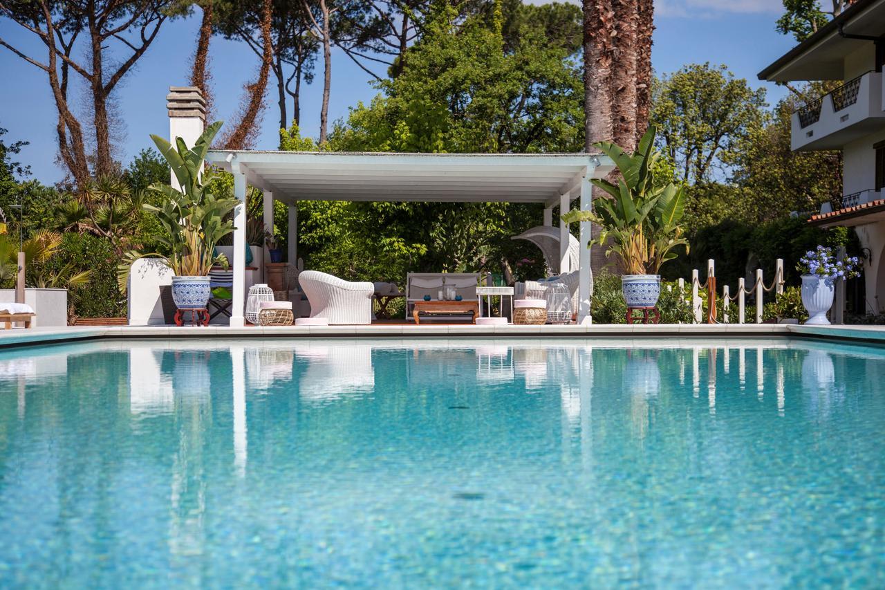 California Park Hotel フォルテ・デイ・マルミ エクステリア 写真